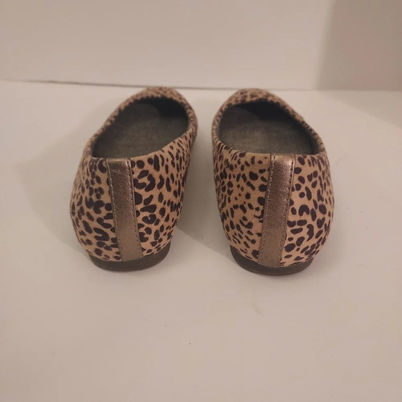 Dr. Scholl's Memory Foam Connect Tan/Leopard Print Ballet Flat in Size 6 - Picture 4 of 10